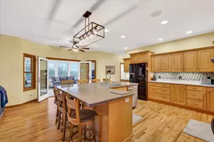 N9181 Cardinal Crest Ln, Exeter, WI 53574 - Photo 2