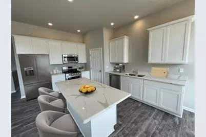 315 Julie Court, Belleville, WI 53508 - Photo 4