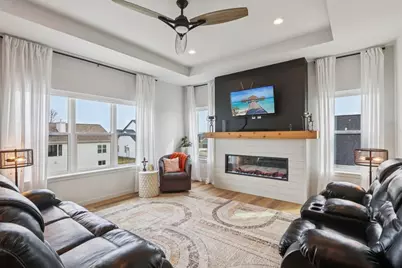 655 Ridge View Lane, Oregon, WI 53575 - Photo 4