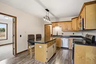 265 Fawn Ct, Oxford, WI 53952 - Photo 30