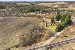 265 Fawn Ct, Oxford, WI 53952 - Photo 6