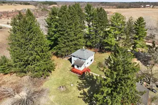 265 Fawn Ct, Oxford, WI 53952 - Photo 10