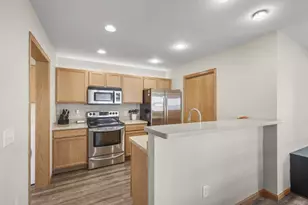 1287 Independence Way, Sun Prairie, WI 53590 - Photo 10