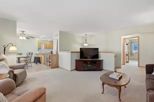 1609 Oakridge Way, Stoughton, WI 53589 - Photo 12