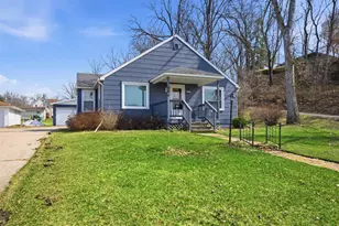 504 N Webb Ave, Reedsburg, WI 53959 - Photo 2