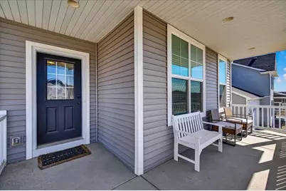 523 Tawny Elm Parkway, Verona, WI 53593 - Photo 2