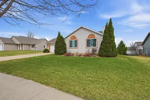 1129 Lincoln Rd, Oregon, WI 53575 - Photo 2