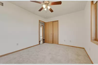 329 N Heatherstone Drive, Sun Prairie, WI 53590 - Photo 22