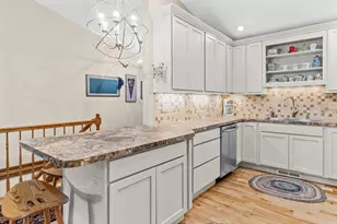 631 Cardinal Way, Sun Prairie, WI 53590 - Photo 10
