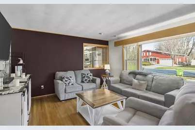 487 W Main Street, Janesville, WI 53536 - Photo 8