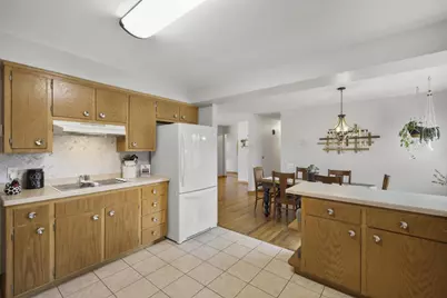 487 W Main Street, Janesville, WI 53536 - Photo 10