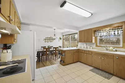 487 W Main Street, Janesville, WI 53536 - Photo 12