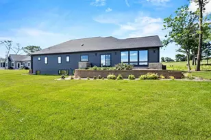 405 Prairie View Dr, Portage, WI 53901 - Photo 56