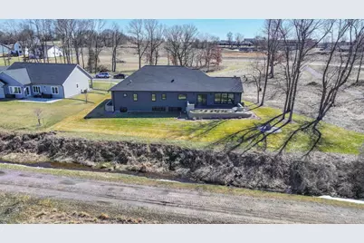 405 Prairie View Drive, Portage, WI 53901 - Photo 14