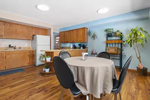 818 Redland Dr, Madison, WI 53714 - Photo 10