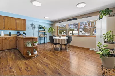 818 Redland Drive, Madison, WI 53714 - Photo 8