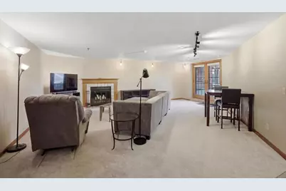 340 N Allen Street #9, Madison, WI 53726 - Photo 6