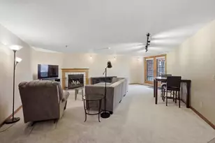 340 N Allen St, Madison, WI 53726 - Photo 6