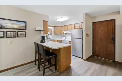 340 N Allen Street #9, Madison, WI 53726 - Photo 8