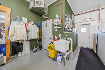 815 S Washington Street, Janesville, WI 53548 - Photo 36