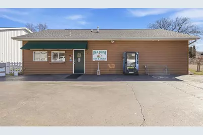 815 Washington Street, Janesville, WI 53548 - Photo 2