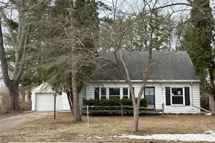 387 N Wisconsin St, Berlin, WI 54923 - Photo 1