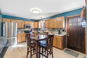 111 W Thomas St, Poynette, WI 53955 - Photo 10