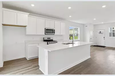 553 Trysil Aly N, Stoughton, WI 53589 - Photo 10