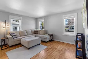 321 Clarence St, Fort Atkinson, WI 53538 - Photo 4