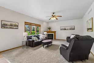 1210 Wenzel Way, Waunakee, WI 53597 - Photo 4