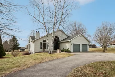 620 Ogden Street, Jefferson, WI 53549 - Photo 2