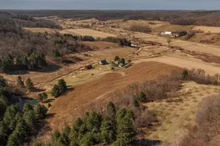 E16448 Sunrise Ln, Hillsboro, WI 54634 - Photo 2