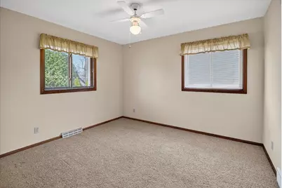 1570 Kuhle Drive, Sun Prairie, WI 53590 - Photo 20