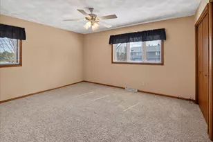 1570 Kuhle Dr, Sun Prairie, WI 53590 - Photo 28