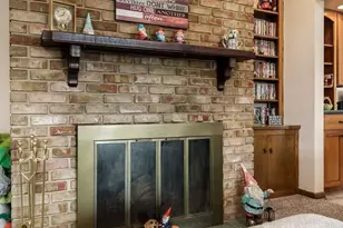 726 E Petunia Ln, Beloit, WI 53511 - Photo 28