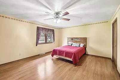 1501 Locust Lane, Prairie Du Sac, WI 53578 - Photo 16
