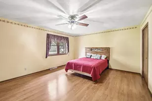 1501 Locust Ln, Prairie Du Sac, WI 53578 - Photo 16
