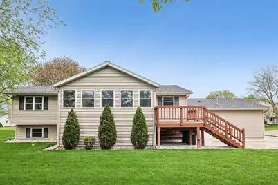 1501 Locust Lane, Prairie Du Sac, WI 53578 - Photo 2