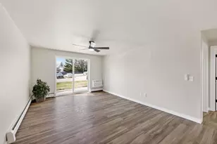 4332 Melody Ln, Madison, WI 53704 - Photo 4