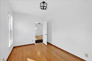 203 S 1st St, Janesville, WI 53536 - Photo 16