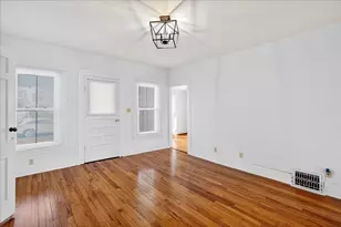 203 S 1st St, Janesville, WI 53536 - Photo 24