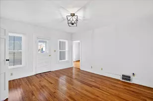 203 S 1st St, Janesville, WI 53536 - Photo 24