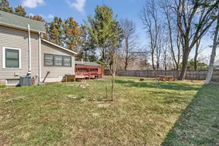 21 Powers Ave, Madison, WI 53714 - Photo 32