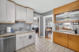 21 Powers Ave, Madison, WI 53714 - Photo 14