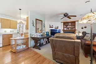 111 Elizabeth Ct, Deerfield, WI 53531 - Photo 12