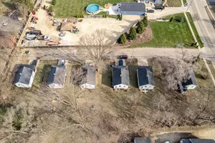 826-850 Sharpes Ct, Beloit, WI 53511 - Photo 4