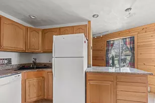 W10636 Cascade Mountain Rd, Portage, WI 53901 - Photo 8