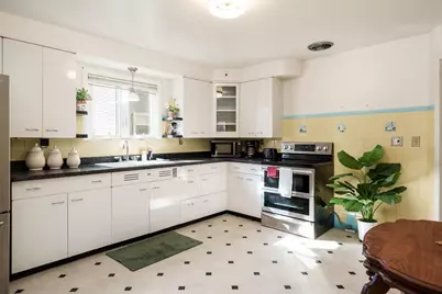 1656 Oakwood Avenue, Beloit, WI 53511 - Photo 4