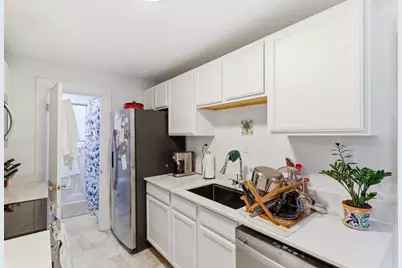 219 Bedford Street, Madison, WI 53703 - Photo 10