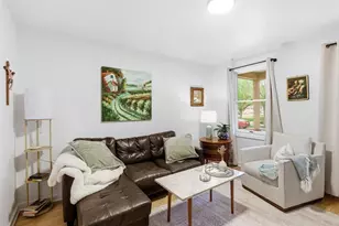 219 Bedford St, Madison, WI 53703 - Photo 2